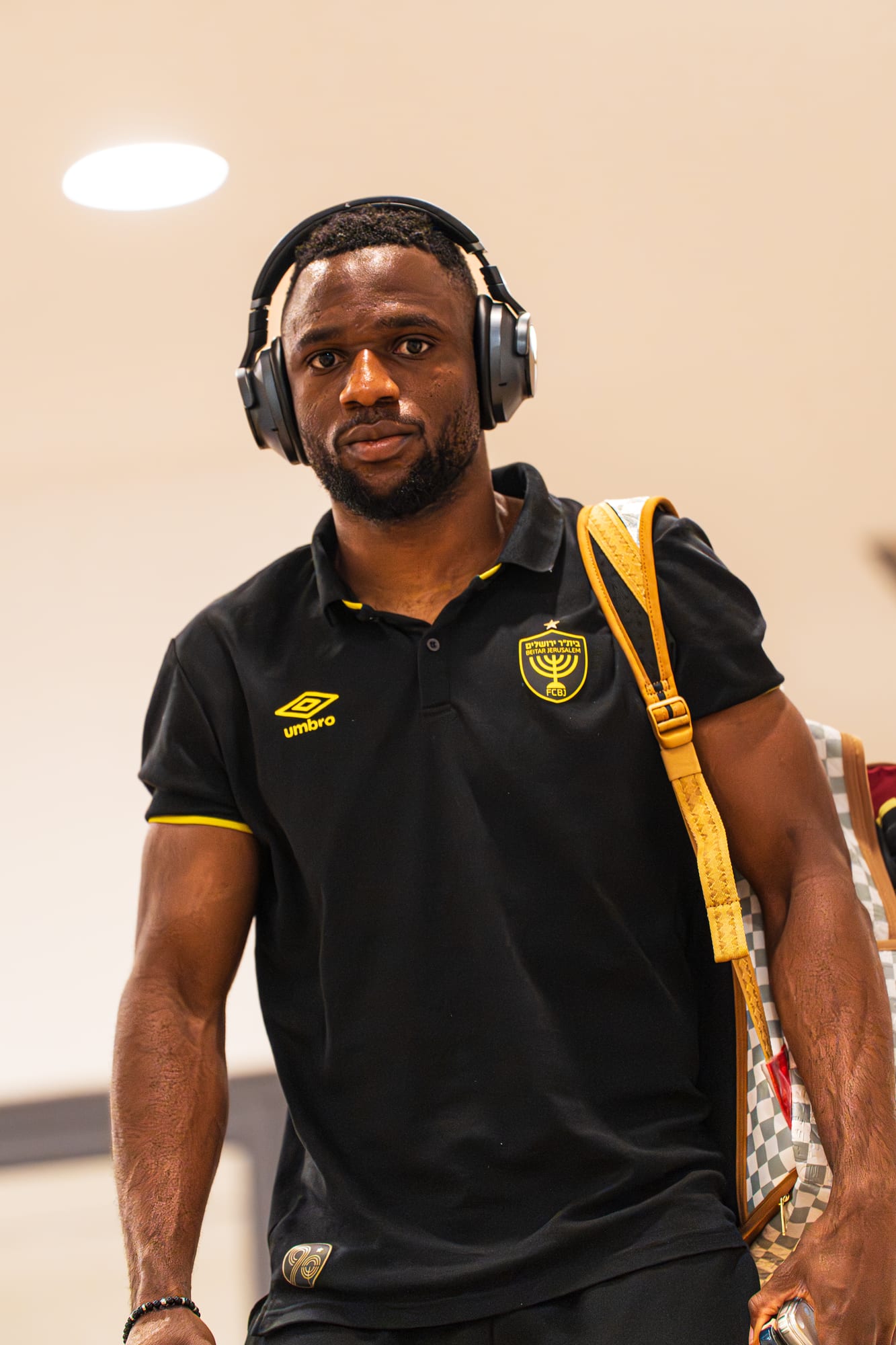 Player arriving at the stadium on match day