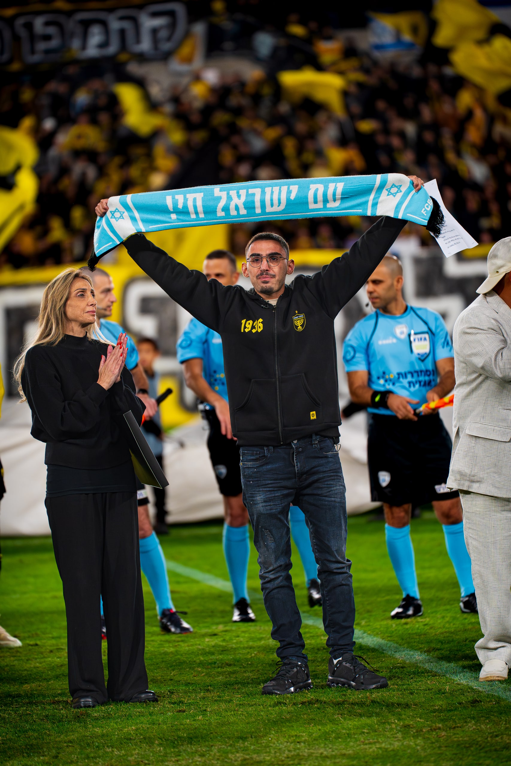 Pre-match ceremony — players and guests
